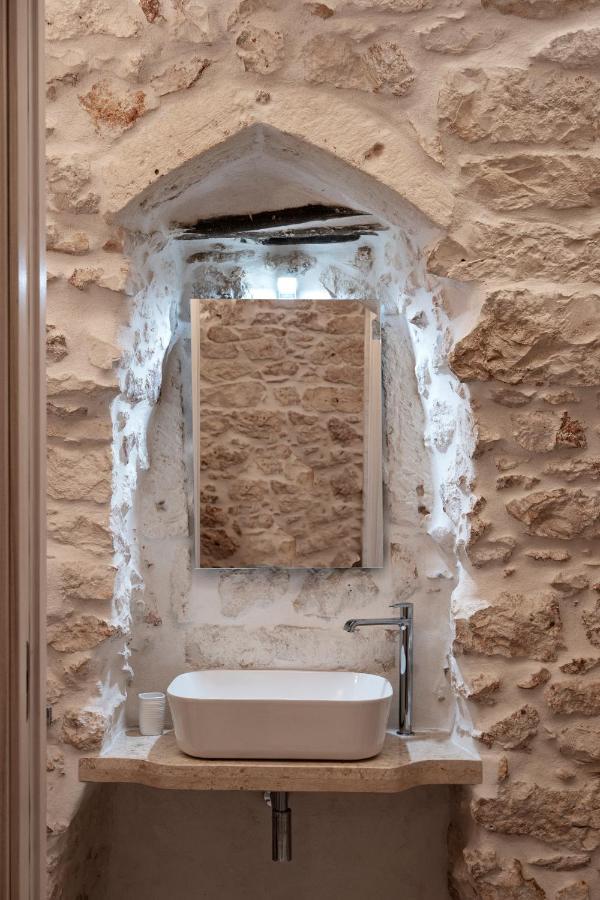 White Room Ostuni Luaran gambar