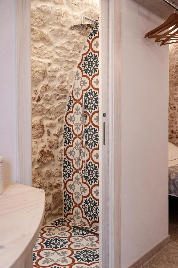 White Room Ostuni Luaran gambar