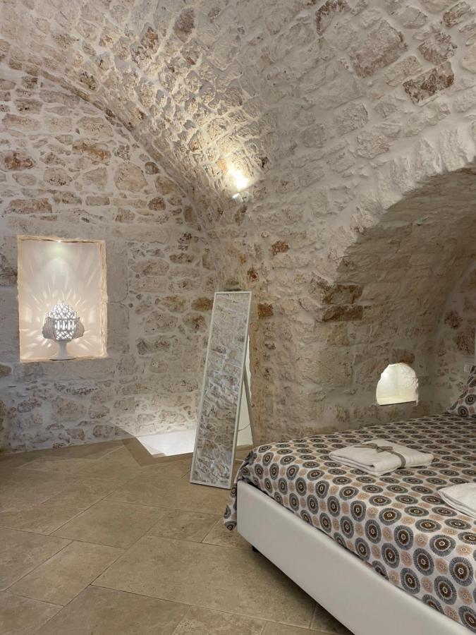 White Room Ostuni Luaran gambar